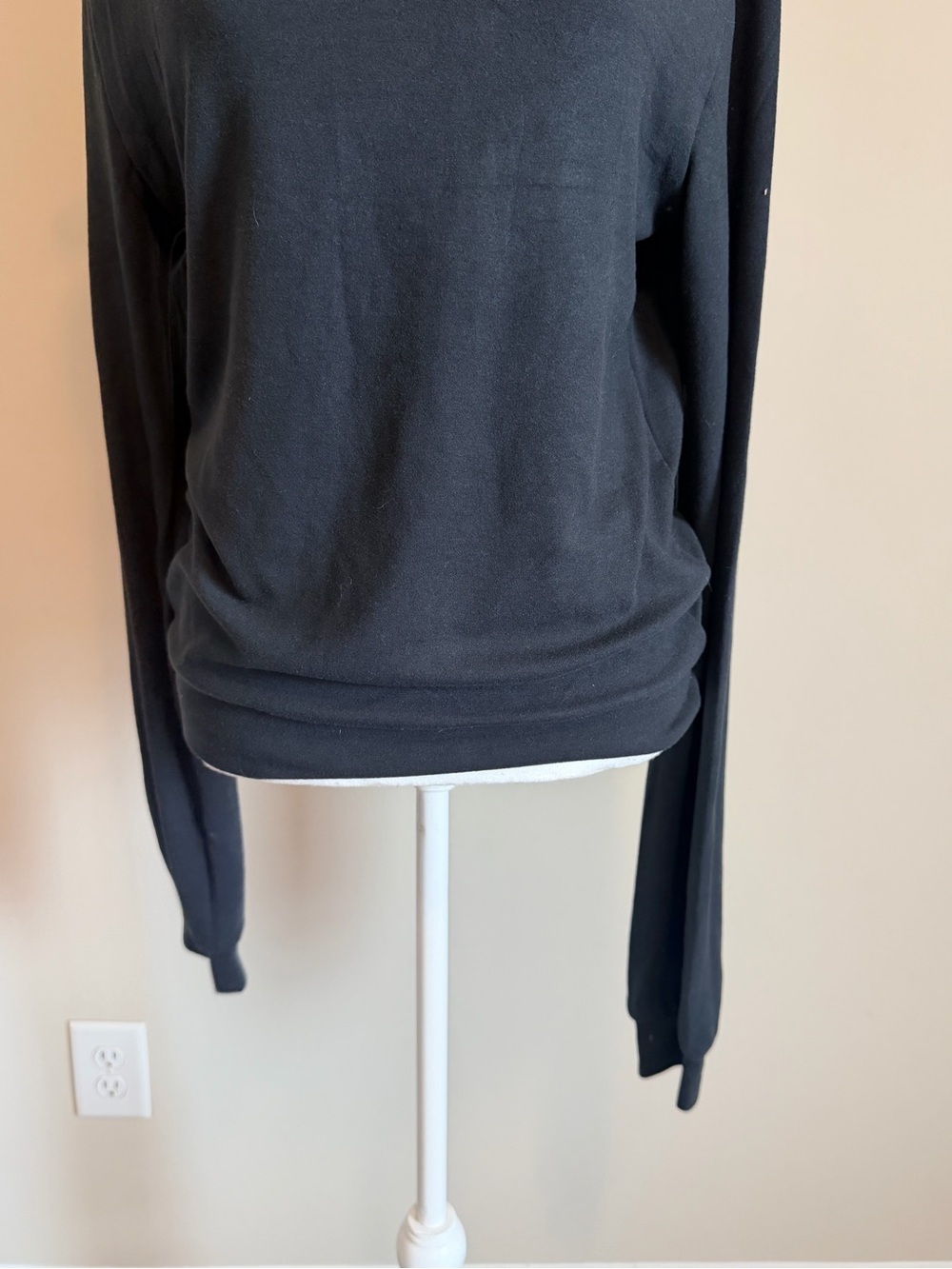 NWT SKIMS CLOUD off the shoulder women's long sleeve top size medium - Picture 10 of 14